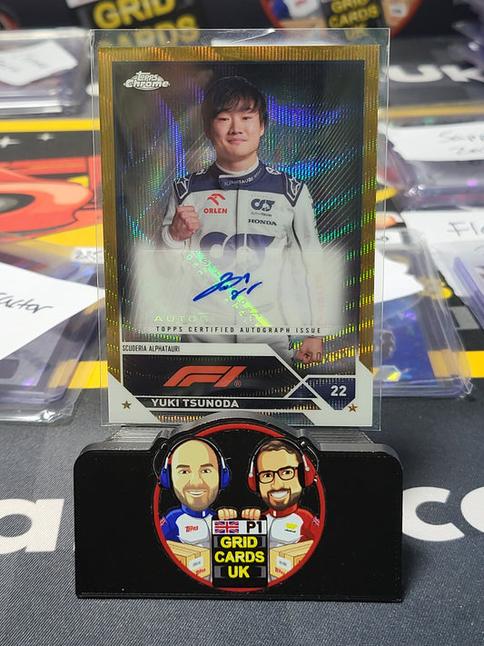 Yuki Tsunoda Auto  - Topps F1 Chrome 2023 - 20/50 Gold Wave