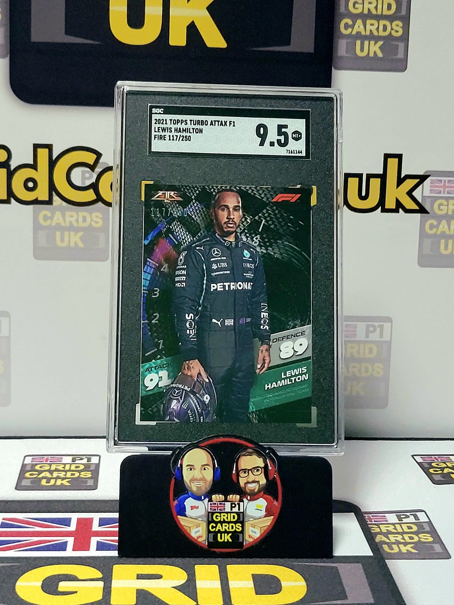 Lewis Hamilton 117/250 - Topps Turbo Attax F1 2021 - SGC 9.5