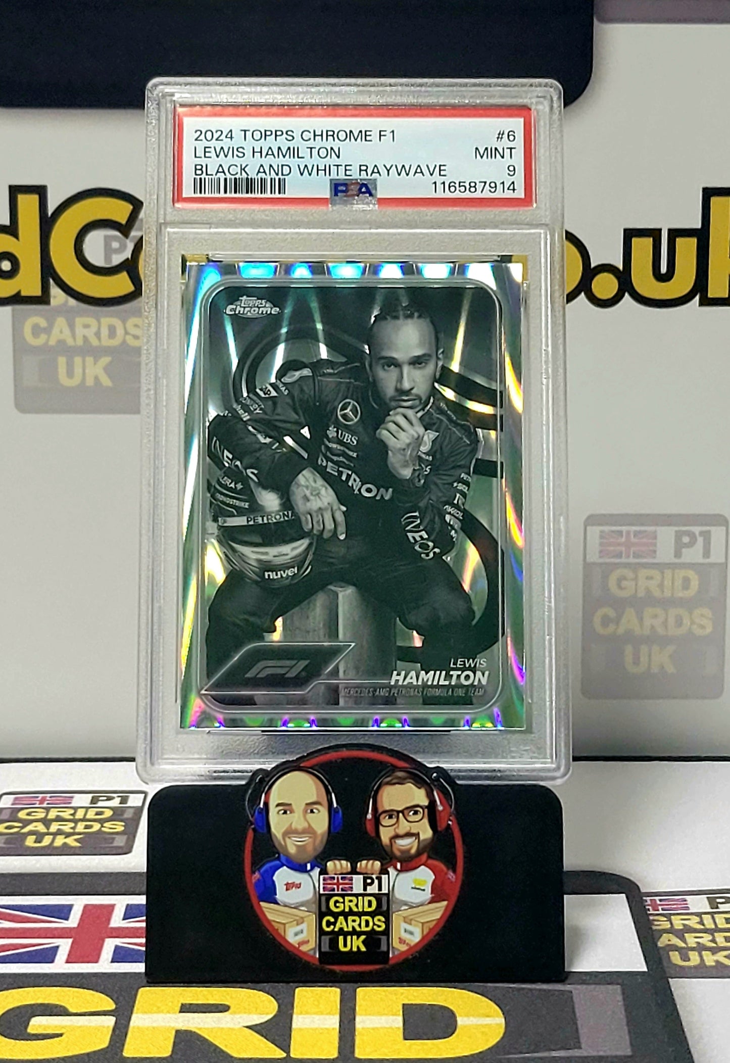 Lewis Hamilton Black & White Raywave - Topps Chrome F1 2024 - PSA 9