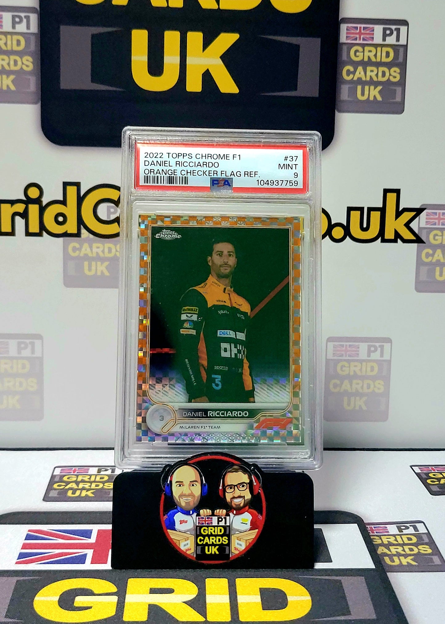 Daniel Ricciardo Orange Checker 19/25 - Topps Chrome F1 2022 - PSA 9