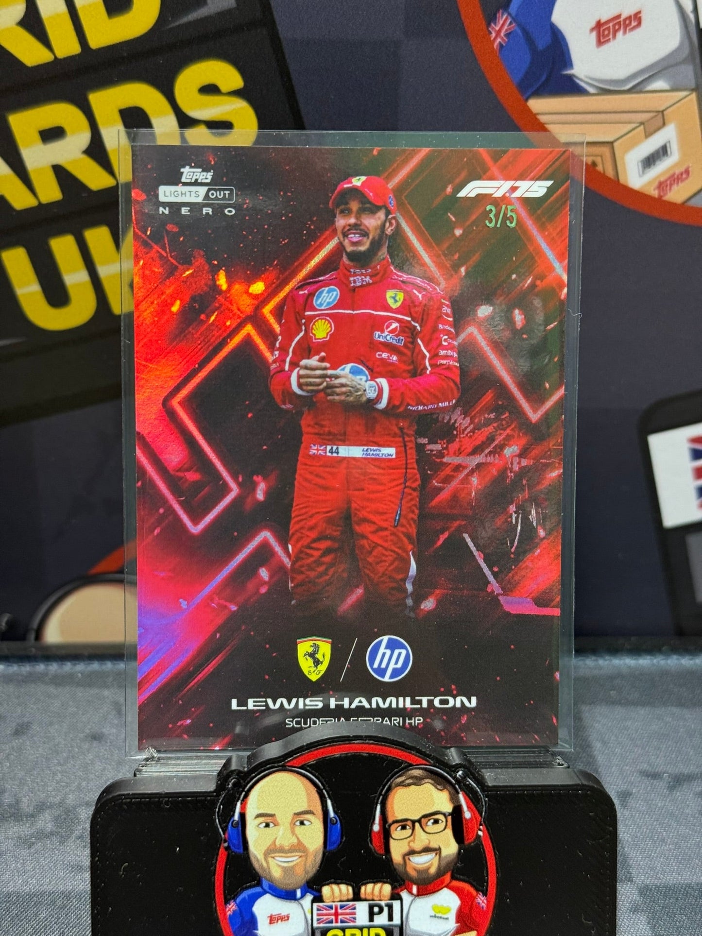 Lewis Hamilton 3/5 Red Nero - Topps F1 Lights Out 2025