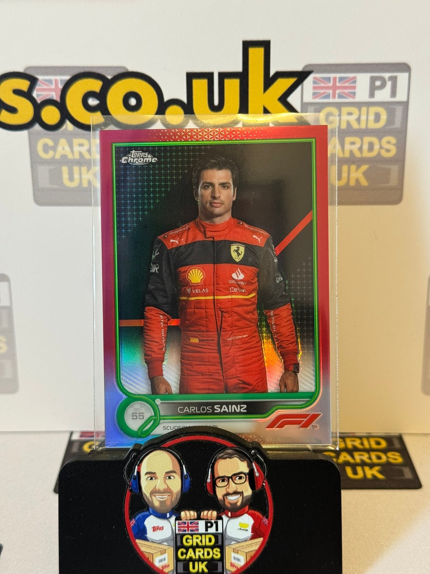 Carlos Sainz Portrait Red/Green SSP #29 - Topps F1 Chrome 2022