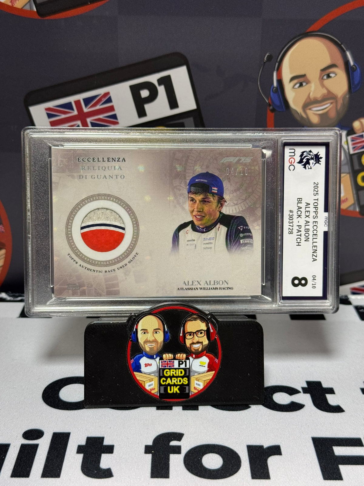 Alex Albon Glove Relic BLACK 04/10 - Topps 2025 Eccellenza - MGC 8