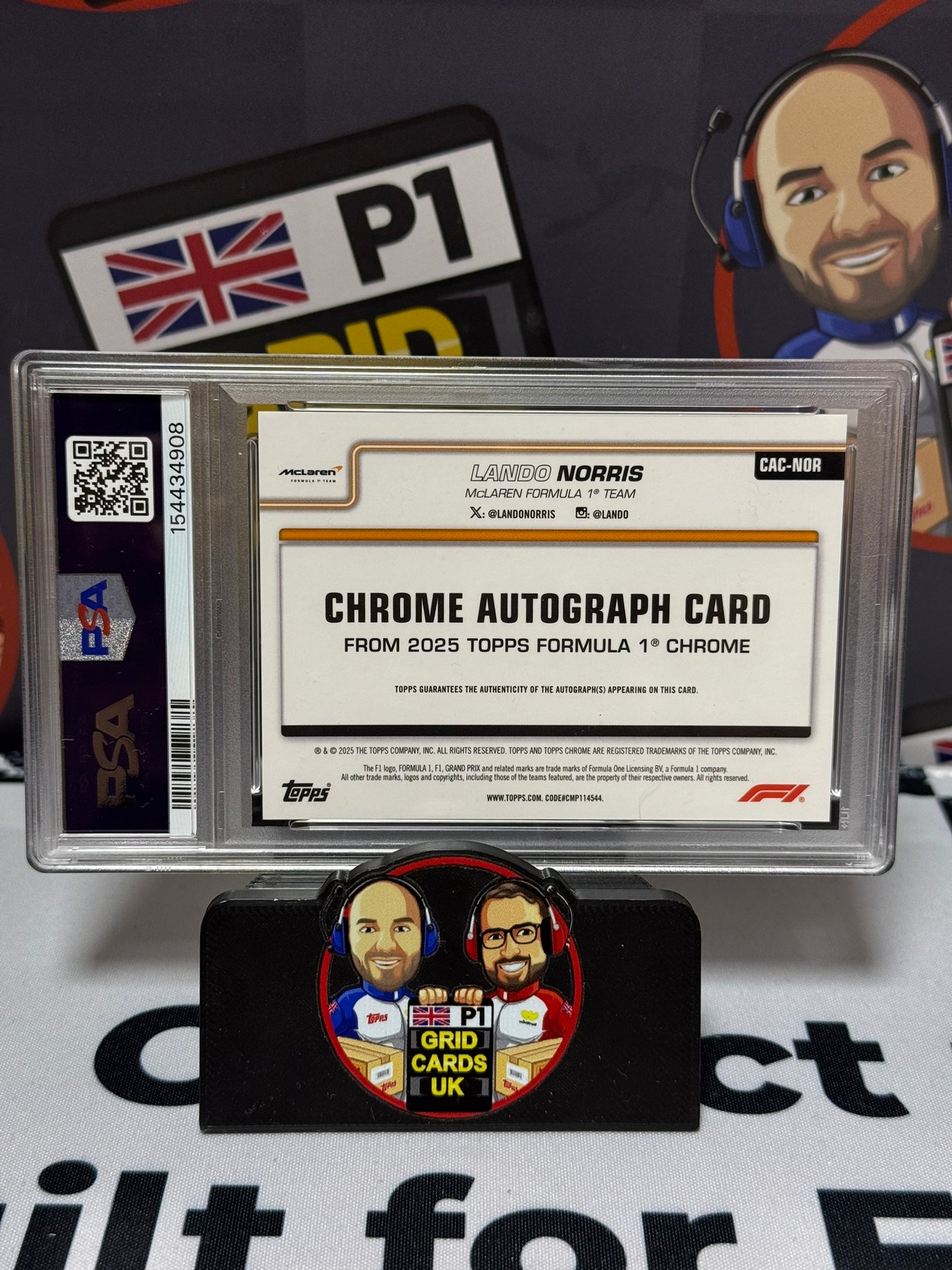 Lando Norris AUTO ORANGE 03/25 - Topps 2025 Chrome - PSA 8 / Auto 9