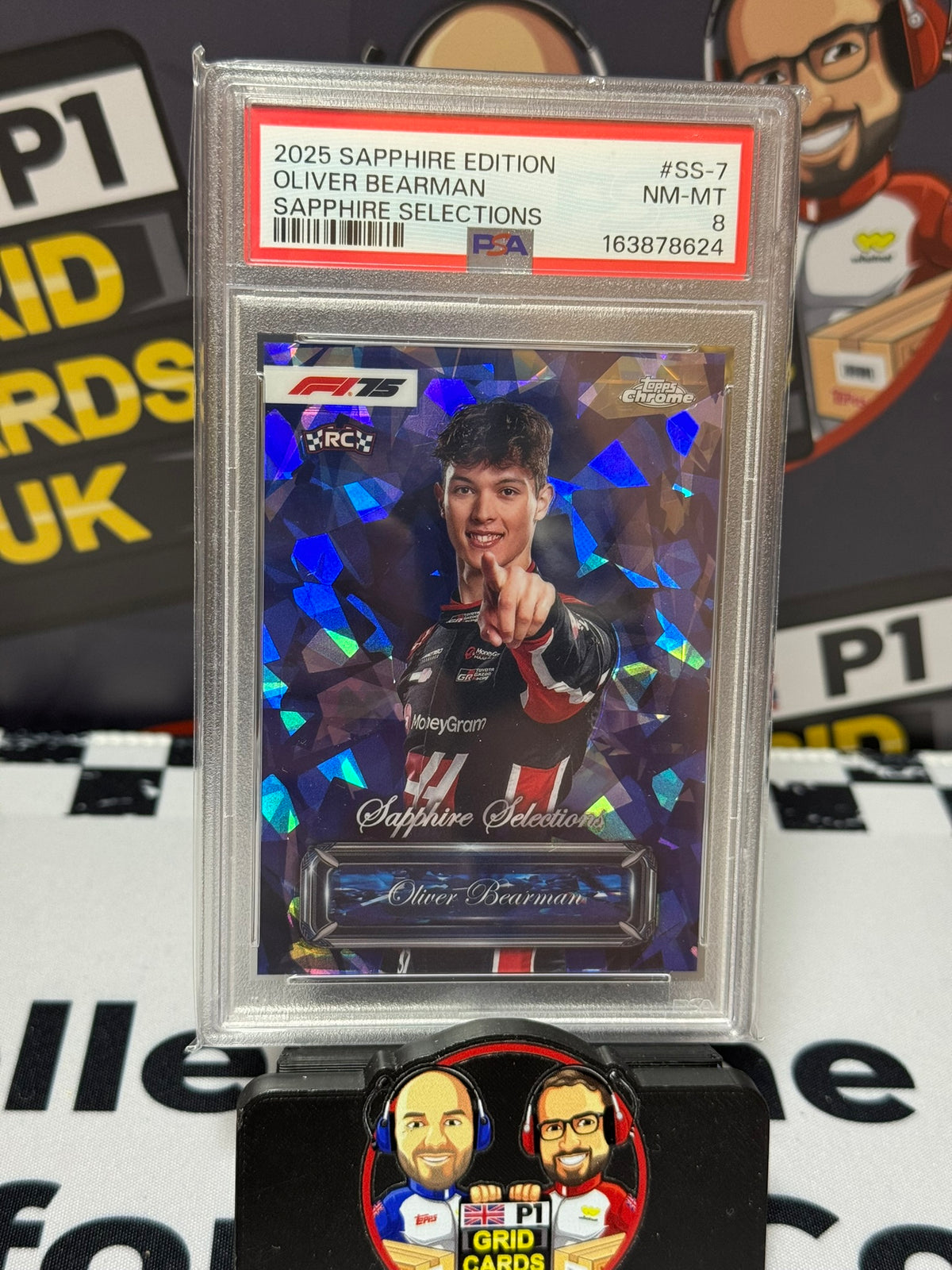 Oliver Bearman Sapphire Selections RC - Topps Chrome Sapphire 2025 - PSA 8