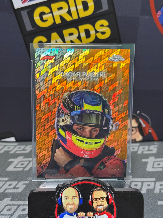 Oscar Piastri HELMET Orange 21/25 - Topps F1 Chrome Logo Fractor 2024