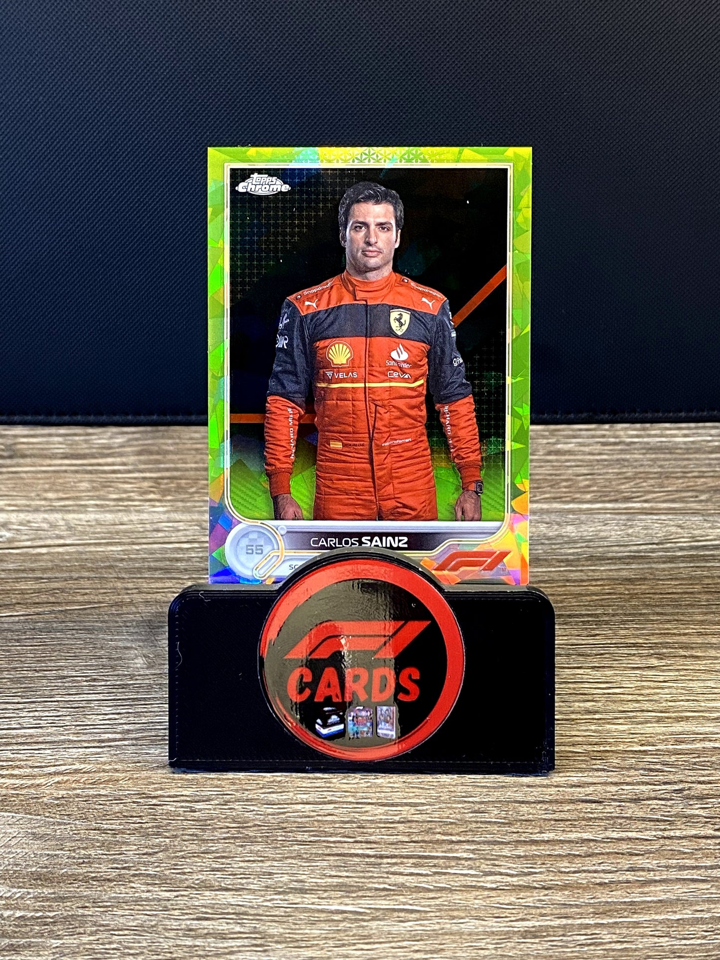 Carlos Sainz Portrait - Sapphire 2022 - #29 Chartreuse 085/199